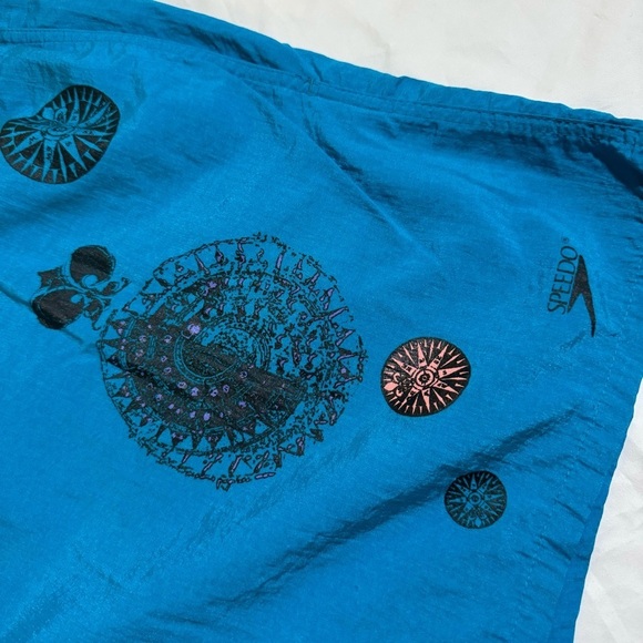 Speedo Men's Trunks Vintage Nylon Size Large Has Pockets ! - Picture 4 of 16